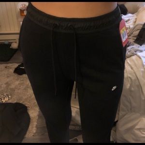 Nike joggers